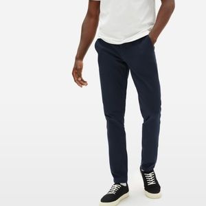 Everlane | The Performance Chino | Uniform